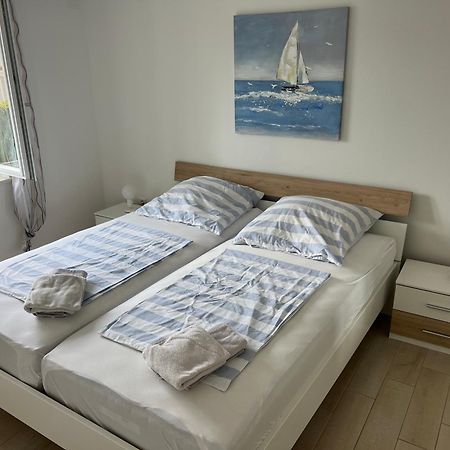 Villa Rudy Holiday Home Njivice Eksteriør bilde