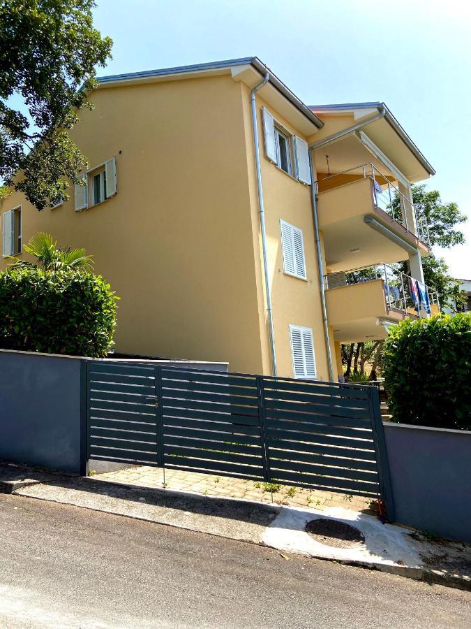 Villa Rudy Holiday Home Njivice Eksteriør bilde